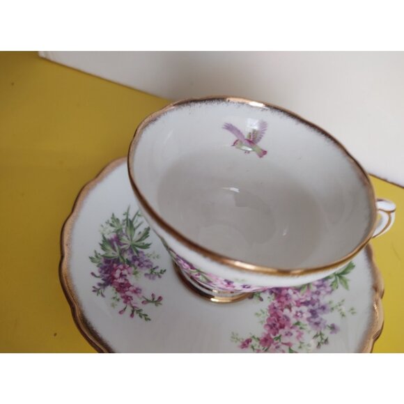Rosina Tea cup and Saucer, Floral Bouquet with bird, Gold Accents England - Picture 3 of 15